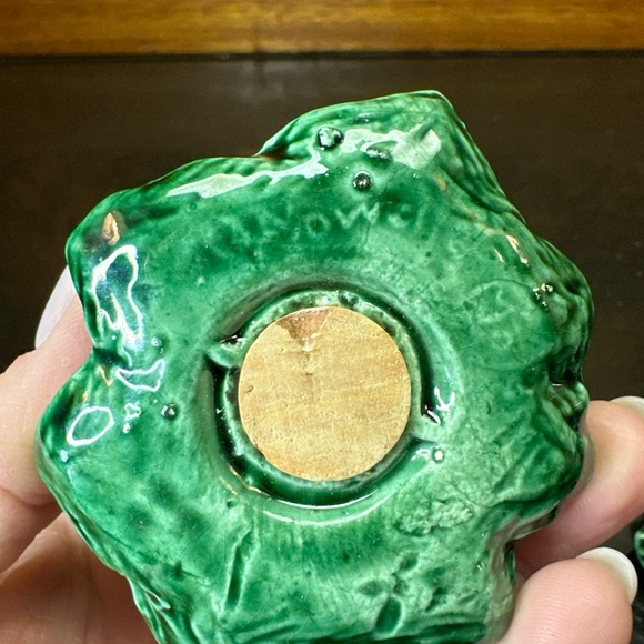 Nowell’s Mold Ceramic Christmas Tree Salt And Pepper Shakers - Picture 2 of 9